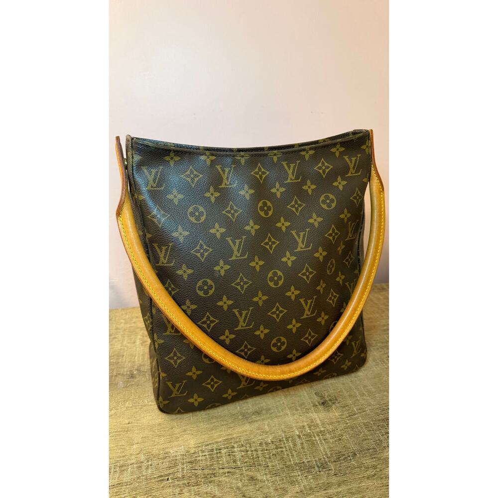 🤎SOLD🤎 Louis Vuitton Looping GM